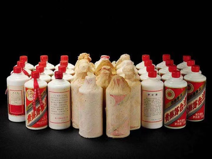 五原日照岚山回收酒价格哪里回收(附近上门回收茅台酒）?